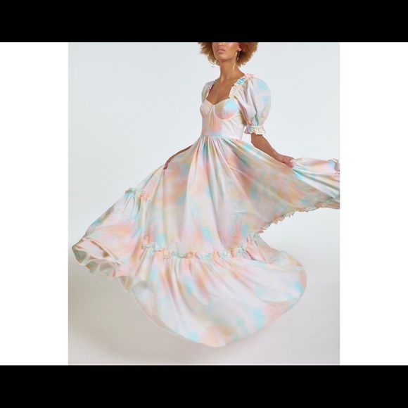 SOLD ✨ NWT SELKIE ✨rare✨ ritz gown in chalk - Picture 2 of 7